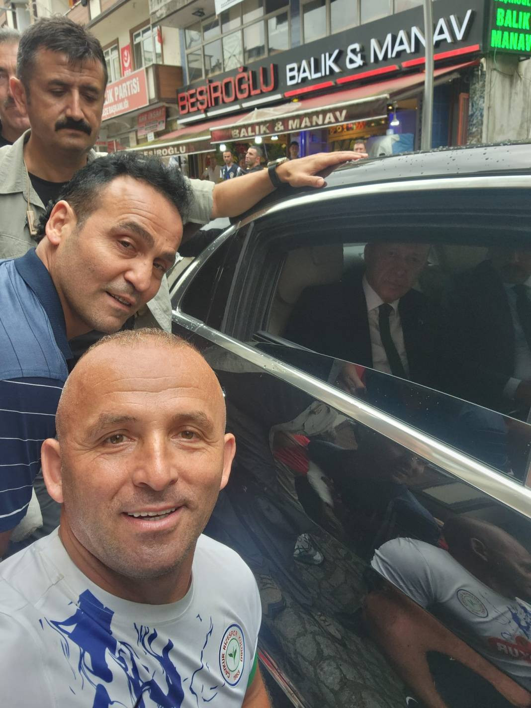 Erdoğan memleketi Güneysu'da: Komşularını ziyaret etti - Resim: 23